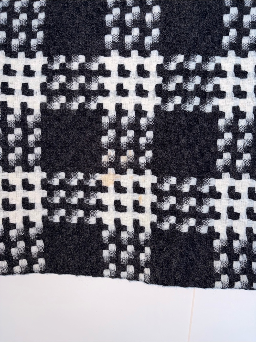 Merona Black and White Check/Plaid Wool pencil skirt - Picture 6 of 6